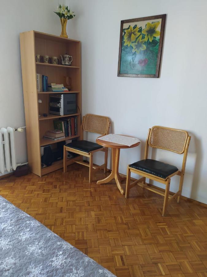 Mieszkanie- Chodkiewicza Apartment Gdansk Bagian luar foto